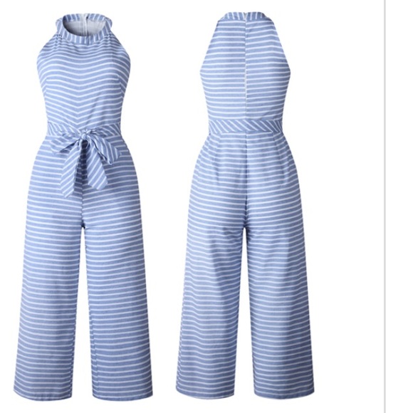 Adorable Sleeveless Striped Jumpsuit - Picture 6 of 8